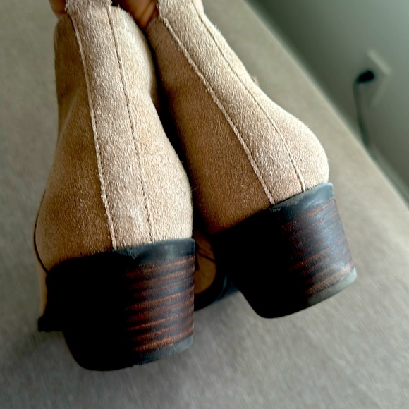 NWT Lucky Brand Suede Booties sz11 - Picture 3 of 8
